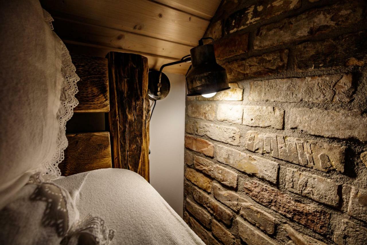 Hotel Borarium Vendeghazak - Zenit Haz Pazmand Exteriér fotografie